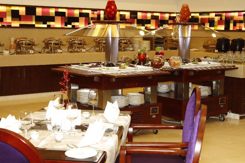 Intour Al Sahafa Hotel リヤード エクステリア 写真